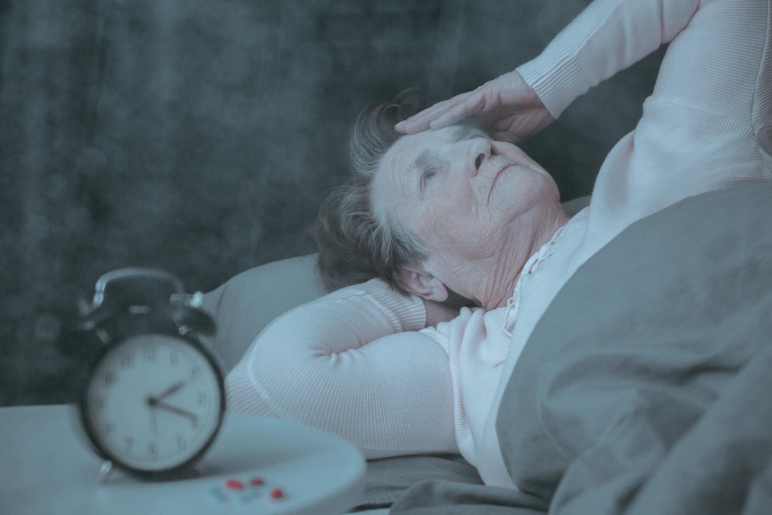 ¿Por qué duermen tanto las personas mayores?